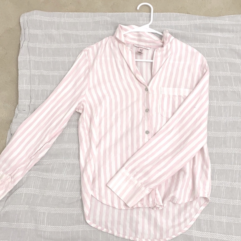 Adorable striped VS pajama top